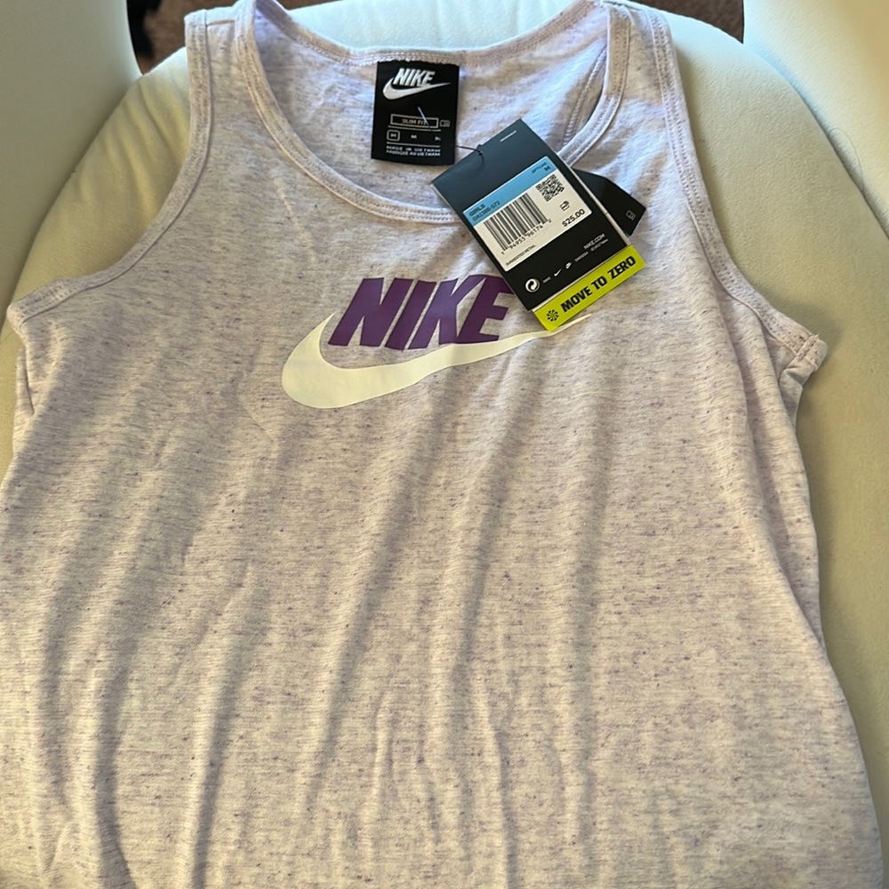 Brand New!! Nike Tank Top. Youth Medium